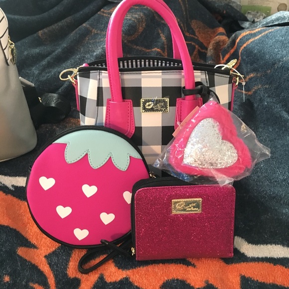 Betsy Johnson Strawberry Wristlet - Picture 2 of 5